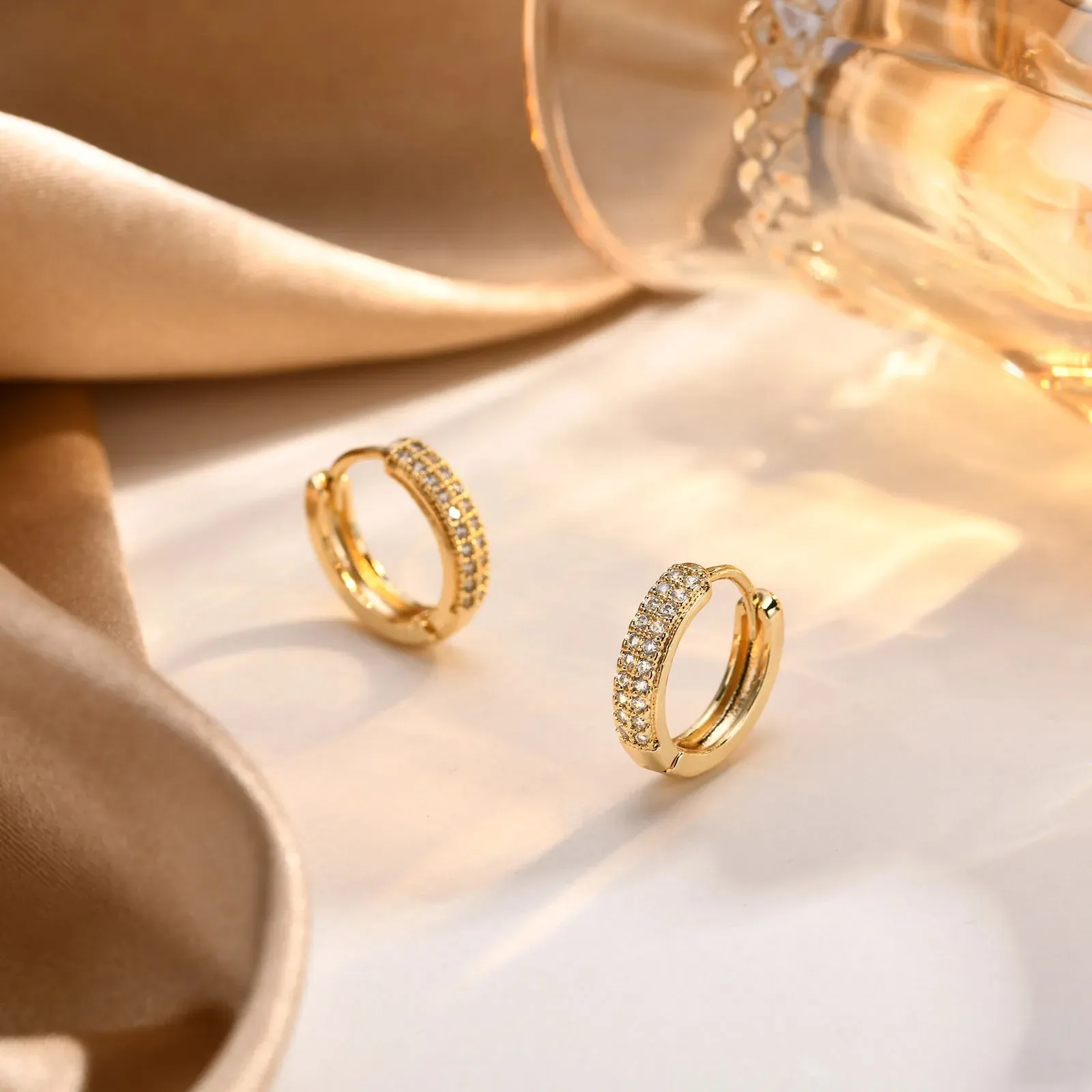 Deluxe Round Hoop Earrings for Men Boys
