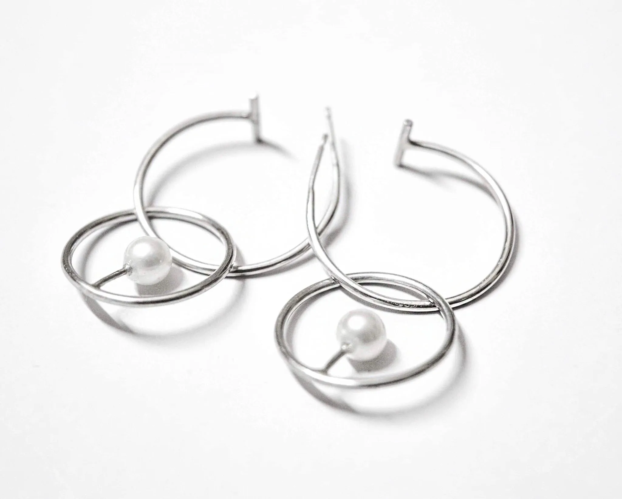 Geometric hoop Earrings